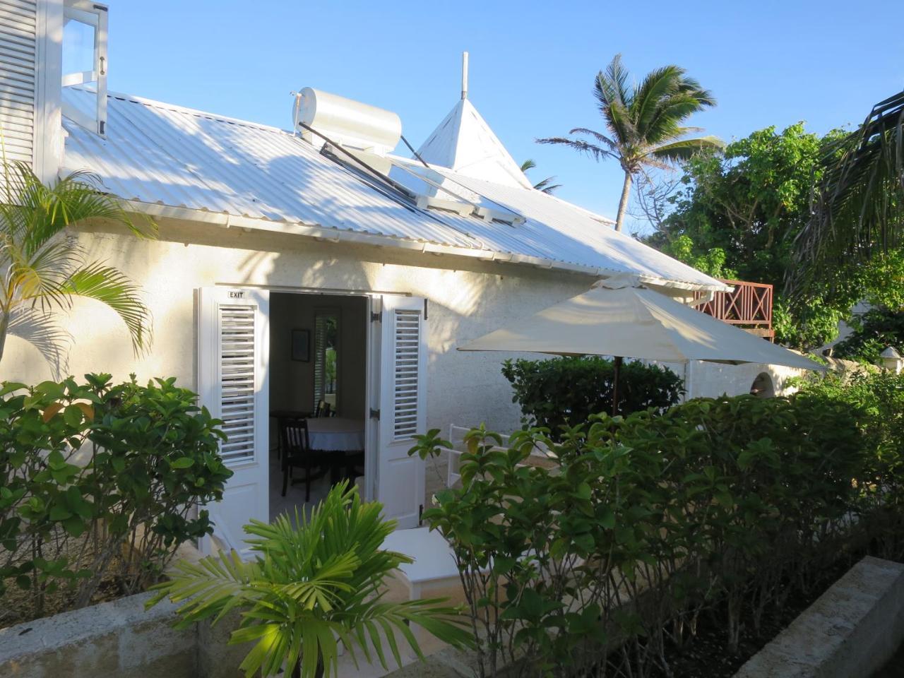 Inchcape Seaside Villas Christ Church Exterior photo